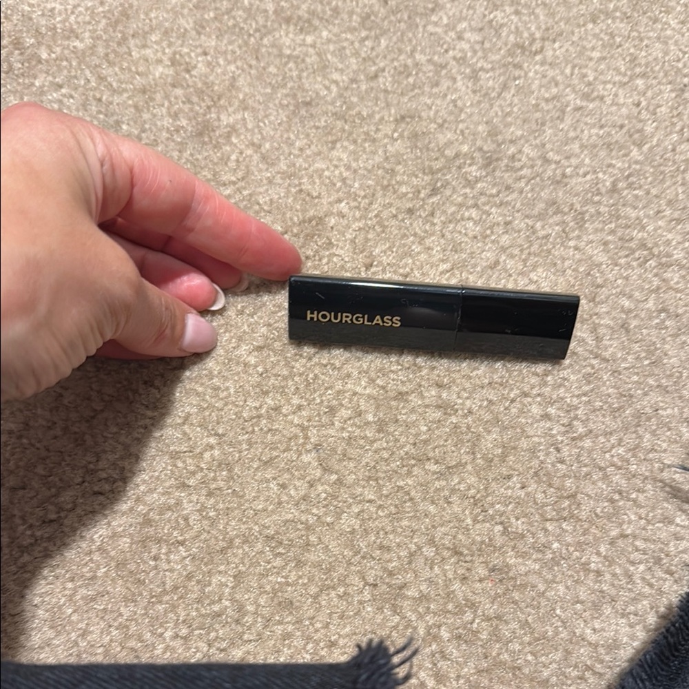 Hourglass Black Mascara